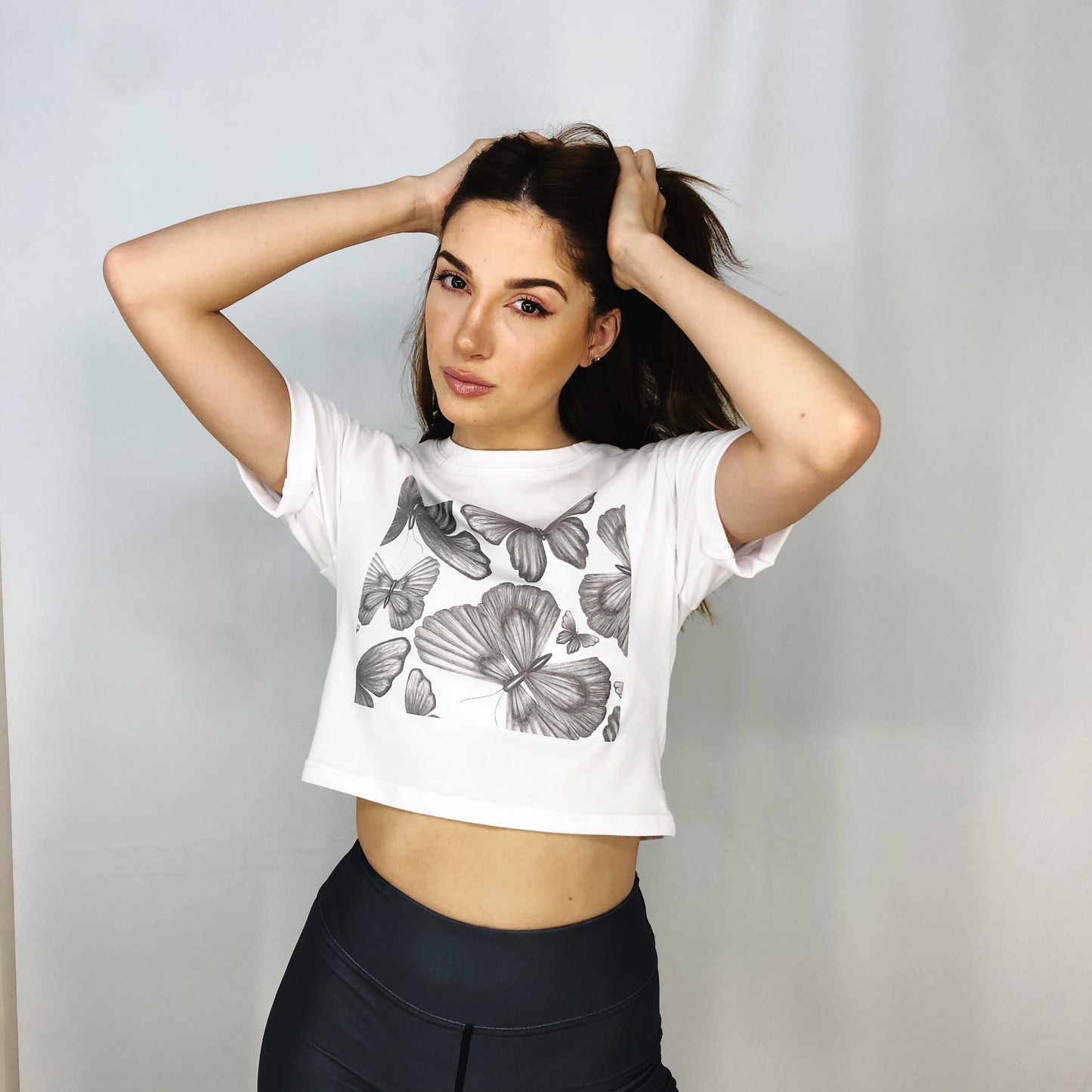 Papillon Cropped Tee